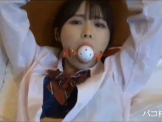 欧美米色大衣街拍图片_欧美亚洲精品成人视频